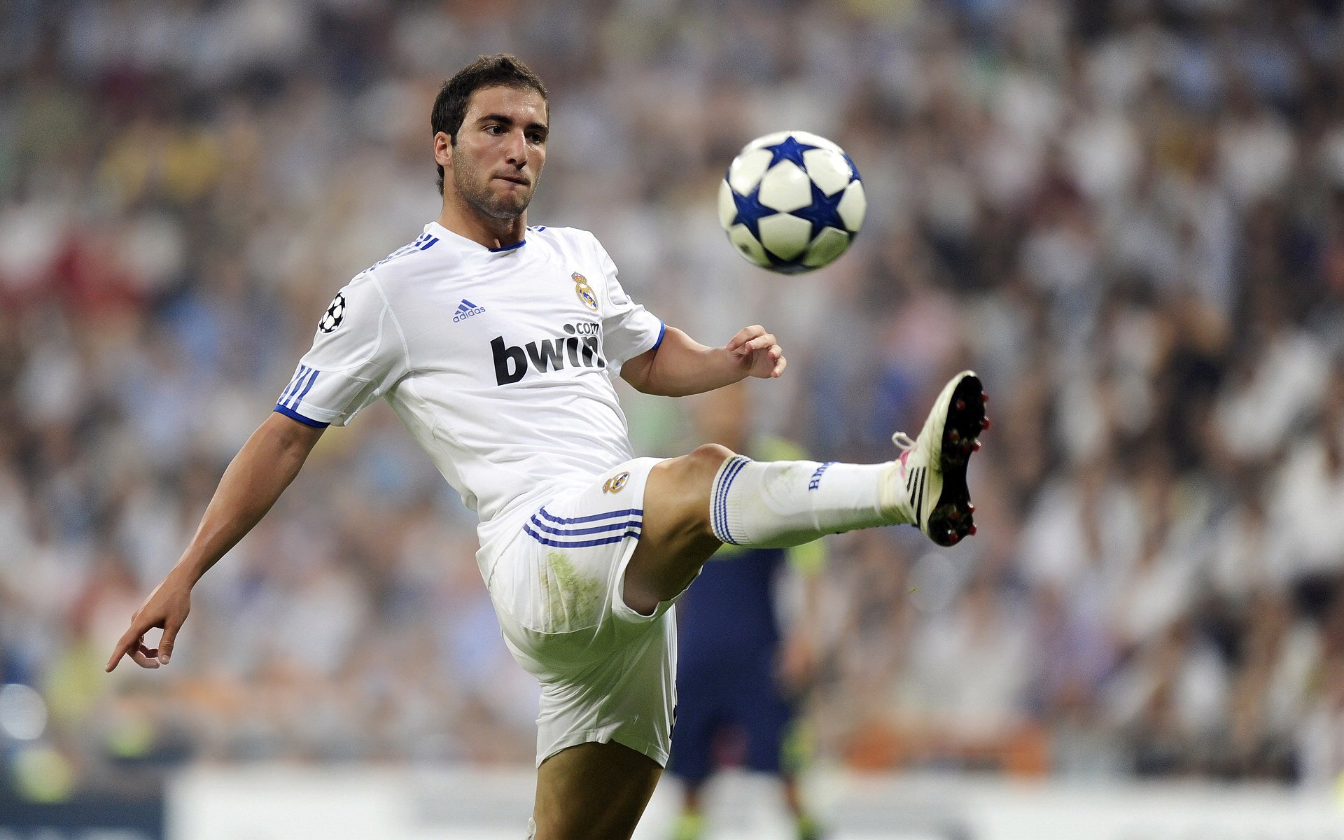 _勇士三分火力全开，比赛火爆不断_，勇士三分球最准的是谁