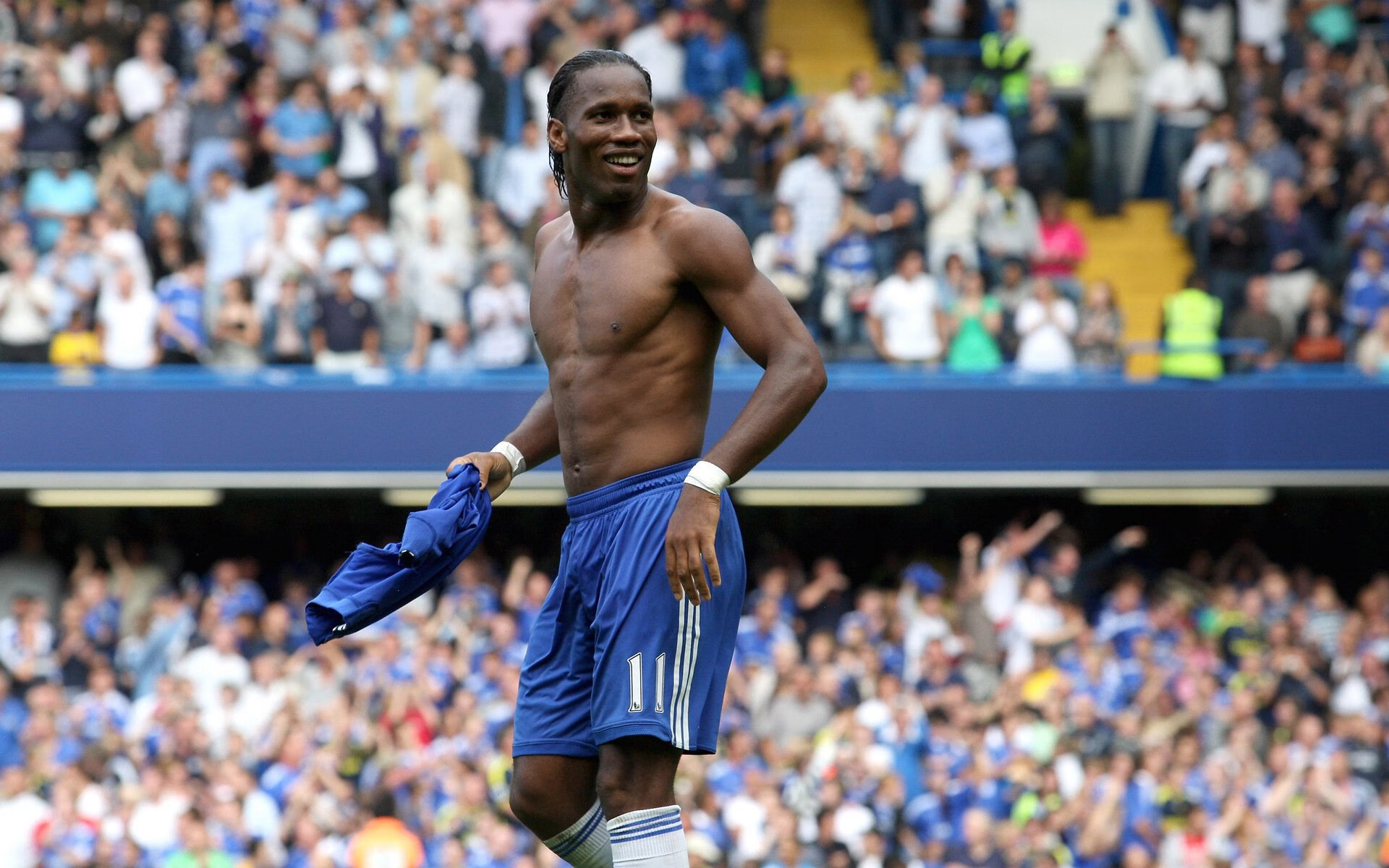 “青少年足球明星初露锋芒,业内期待新一代领军人物”,全国青少年足球最佳阵容