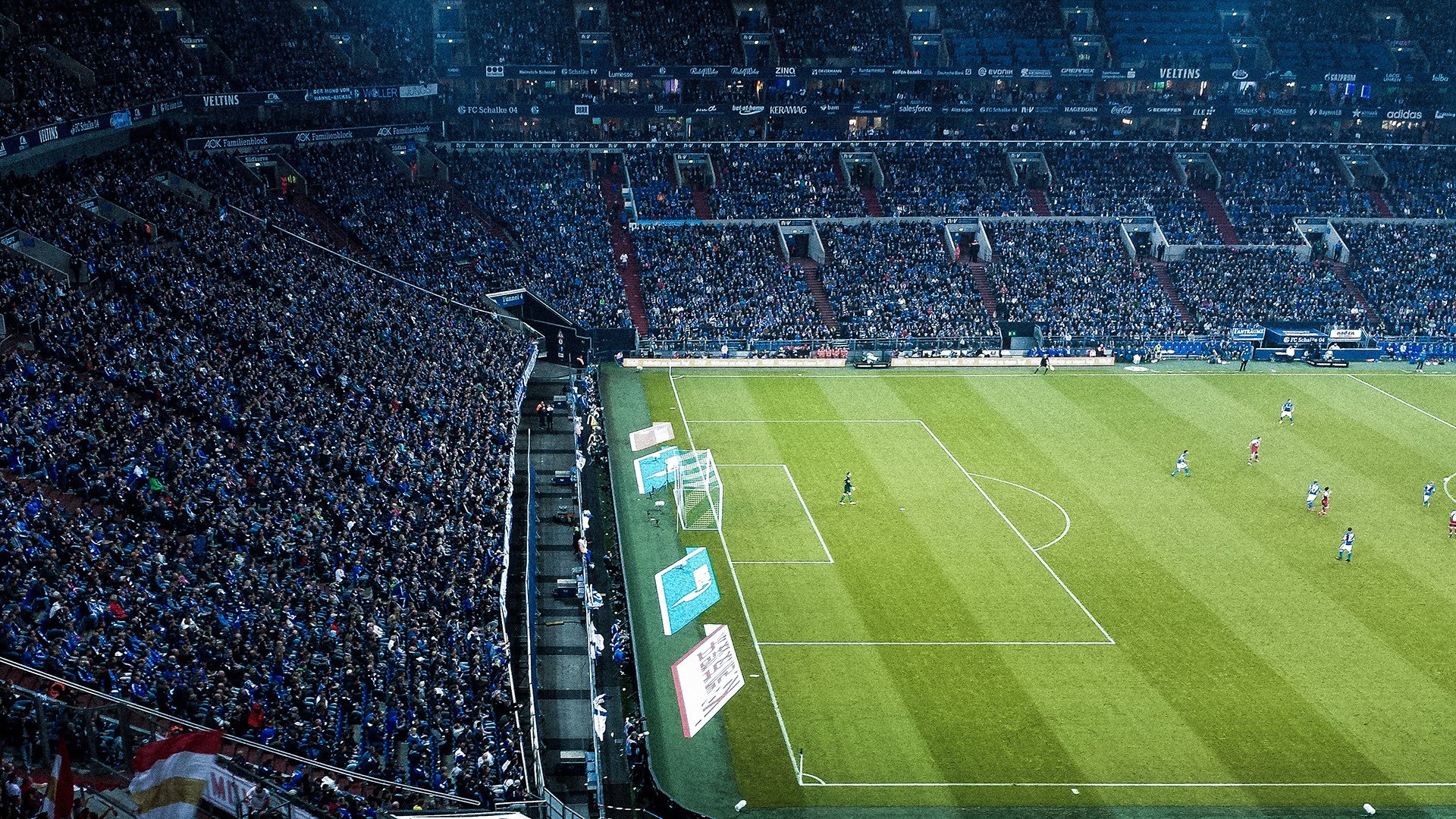 《电竞“潜规则”揭秘:行业内鲜为人知的内幕》,细说电竞